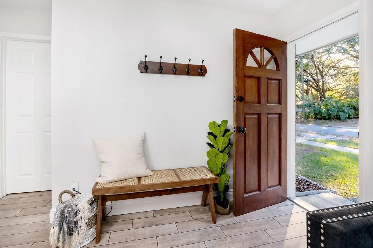 Cozy Home With Fenced Yard - Close To Downtown & Beaches Largo 0*,